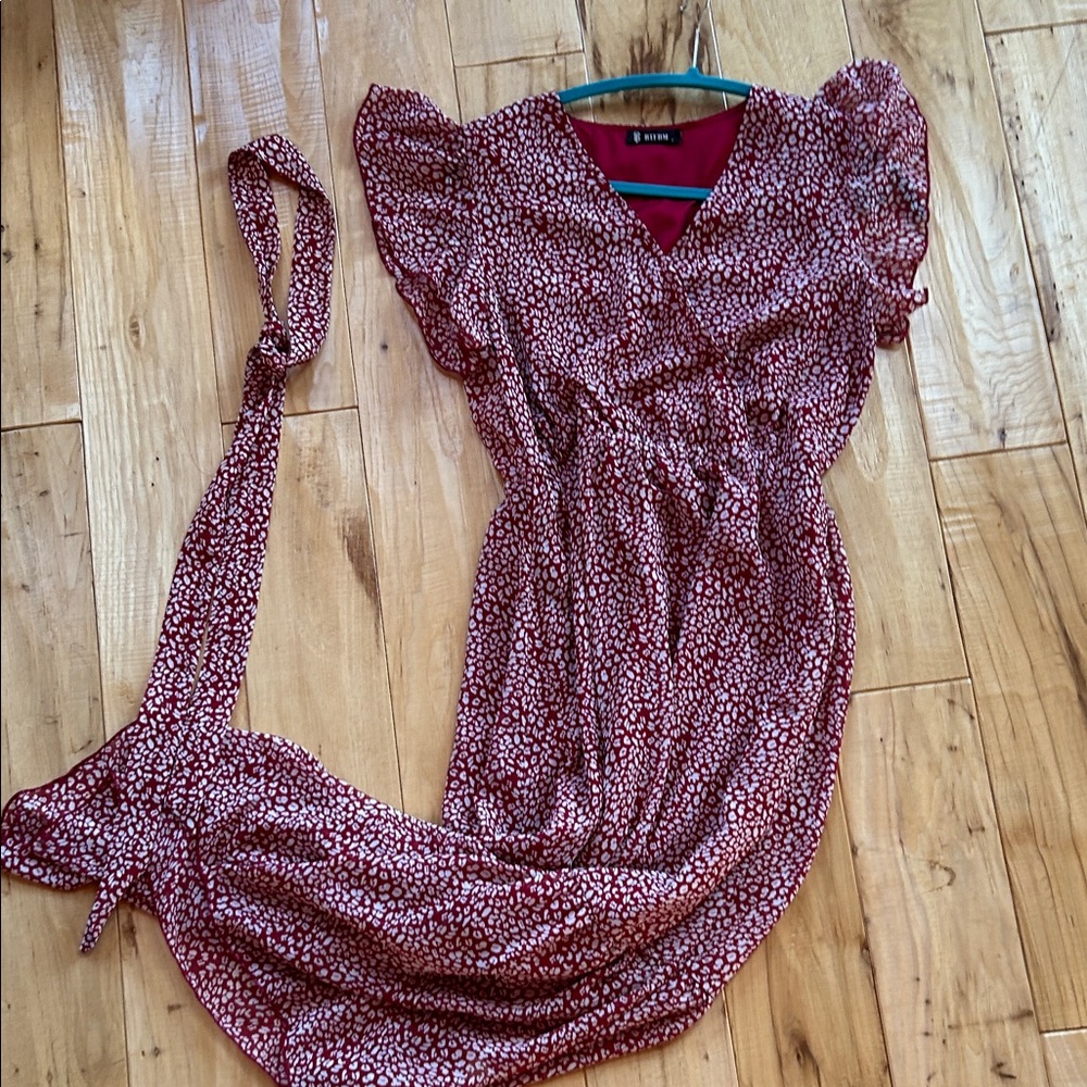 H&M Burgundy and White Midi Dress - Picture 8 of 8